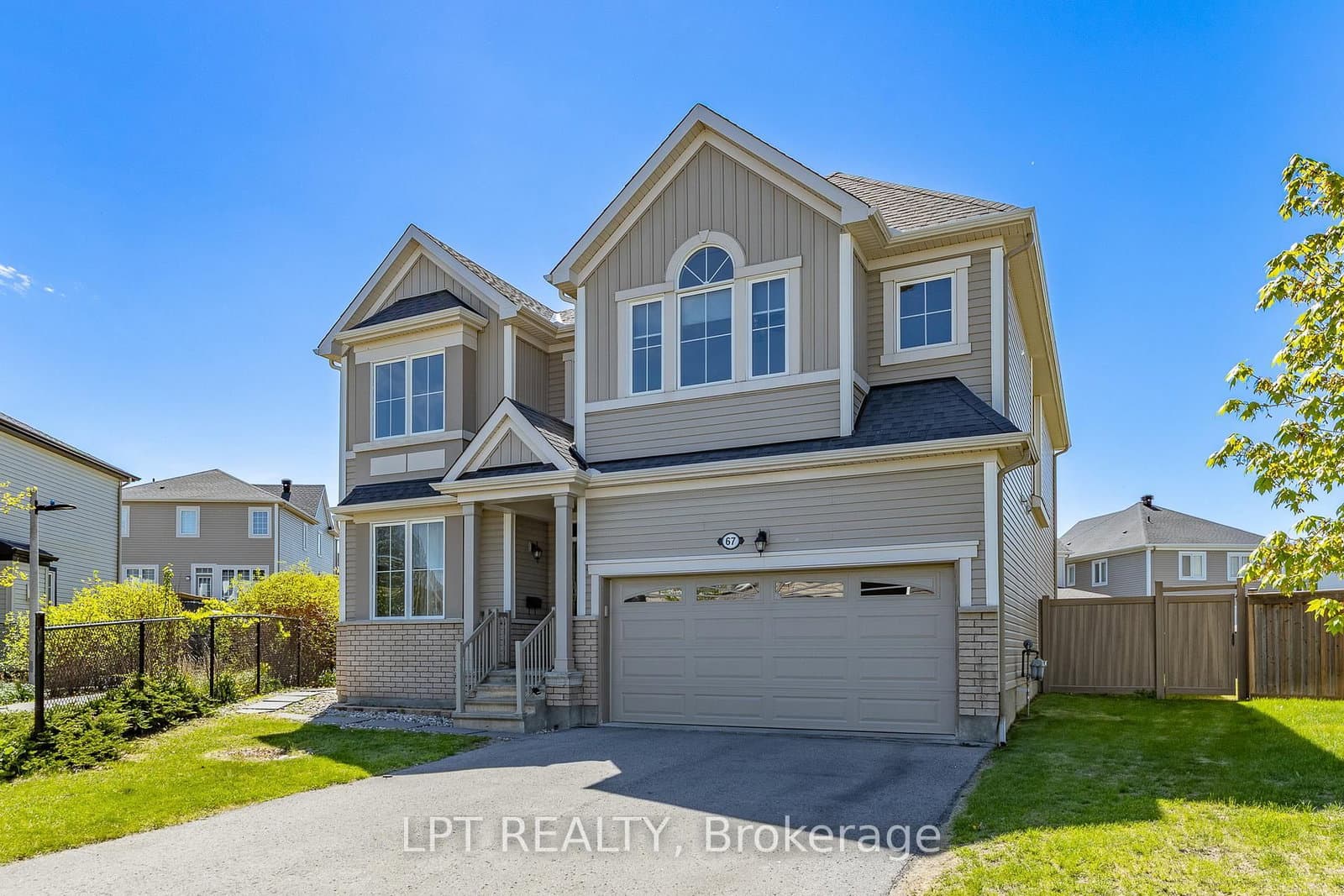 67 BRISTLING Crescent, Ottawa, ON — photo 3