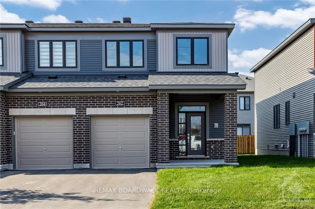 262 TULLAGHAN Heights, Ottawa, ON