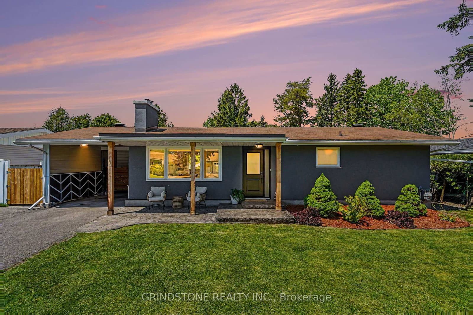 13 Tiverton Drive, Ottawa, ON