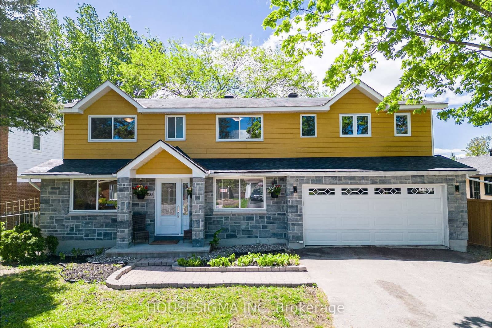 2032 Kings Grove Crescent, Ottawa, ON