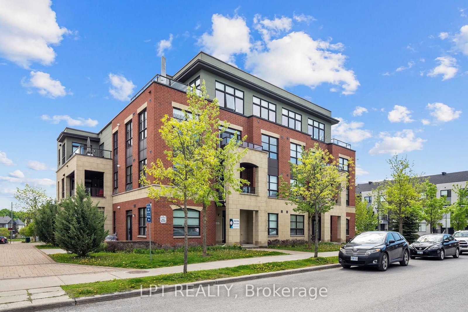 301 - 298 Glenroy Gilbert Drive, Ottawa, ON
