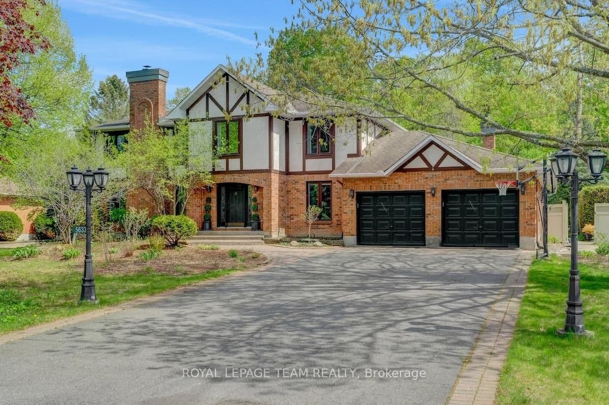 5633 Watterson Street, Manotick, ON