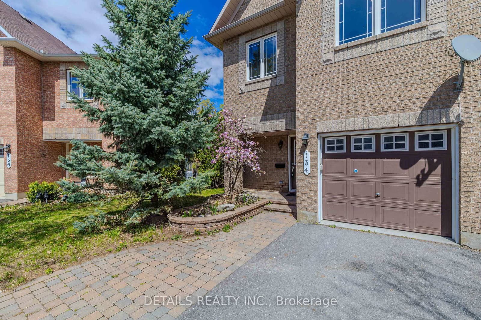 134 Tacom Circle, Ottawa, ON — photo 2