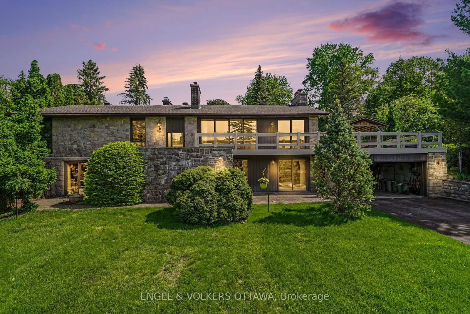 17 Goodwood Drive, Ottawa, ON — photo 3