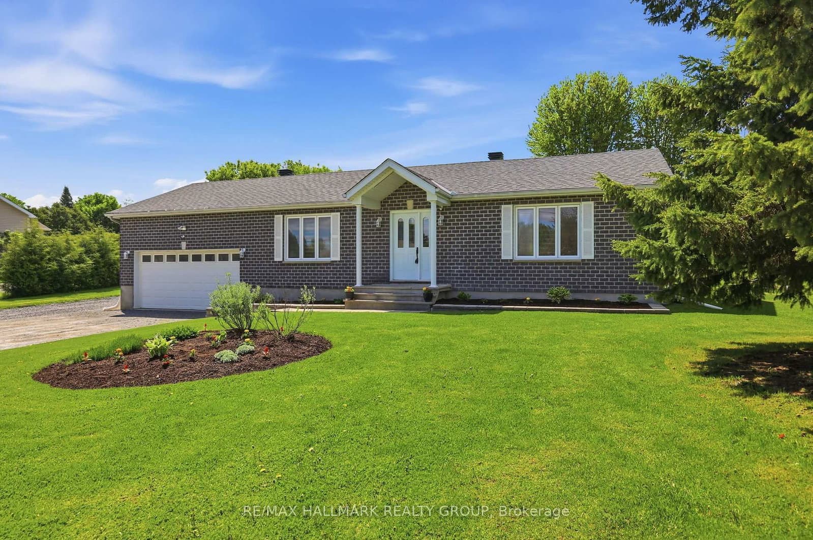 2740 Lockwood Lane, Cumberland, ON