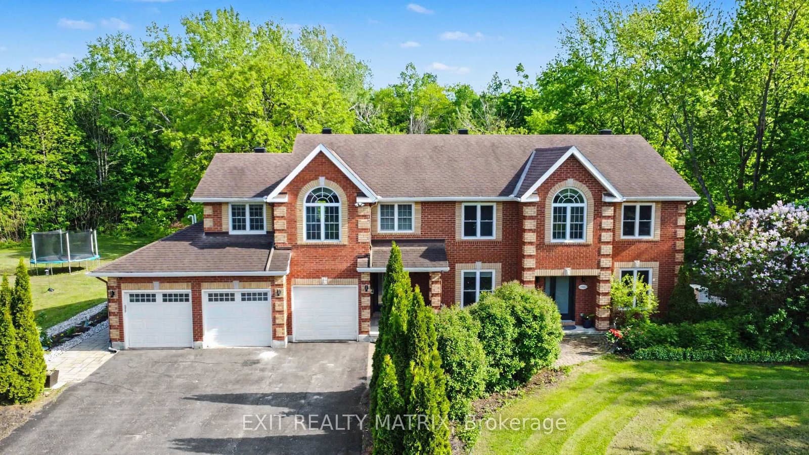 1322 Du Gouverneur Drive, Ottawa, ON