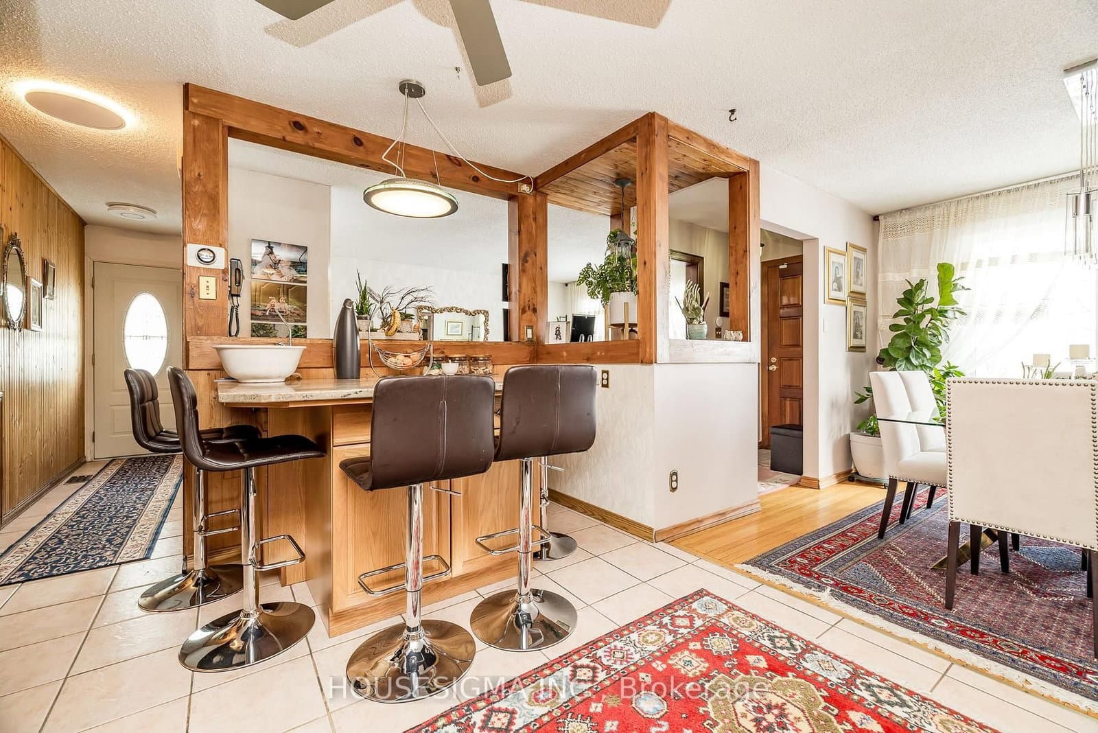 994 Charlton Drive, Ottawa, ON