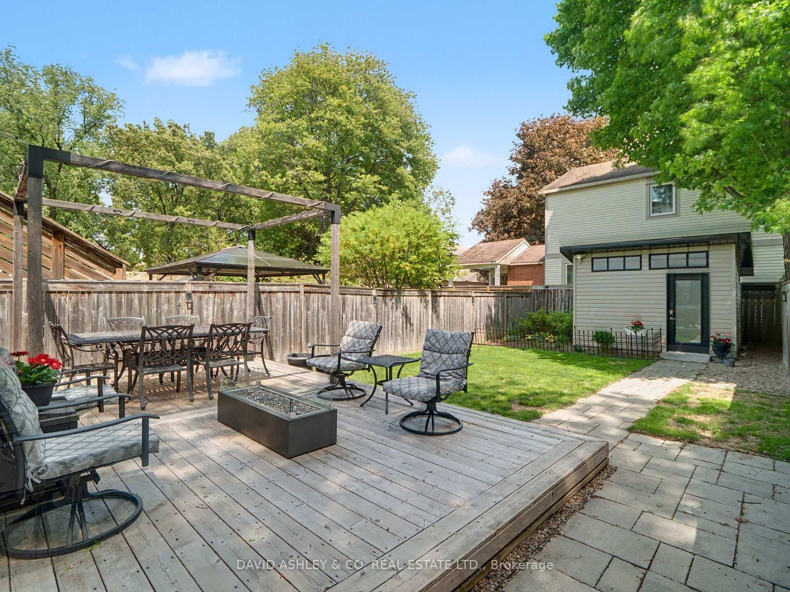 623 Tweedsmuir Avenue, Ottawa, ON — photo 3