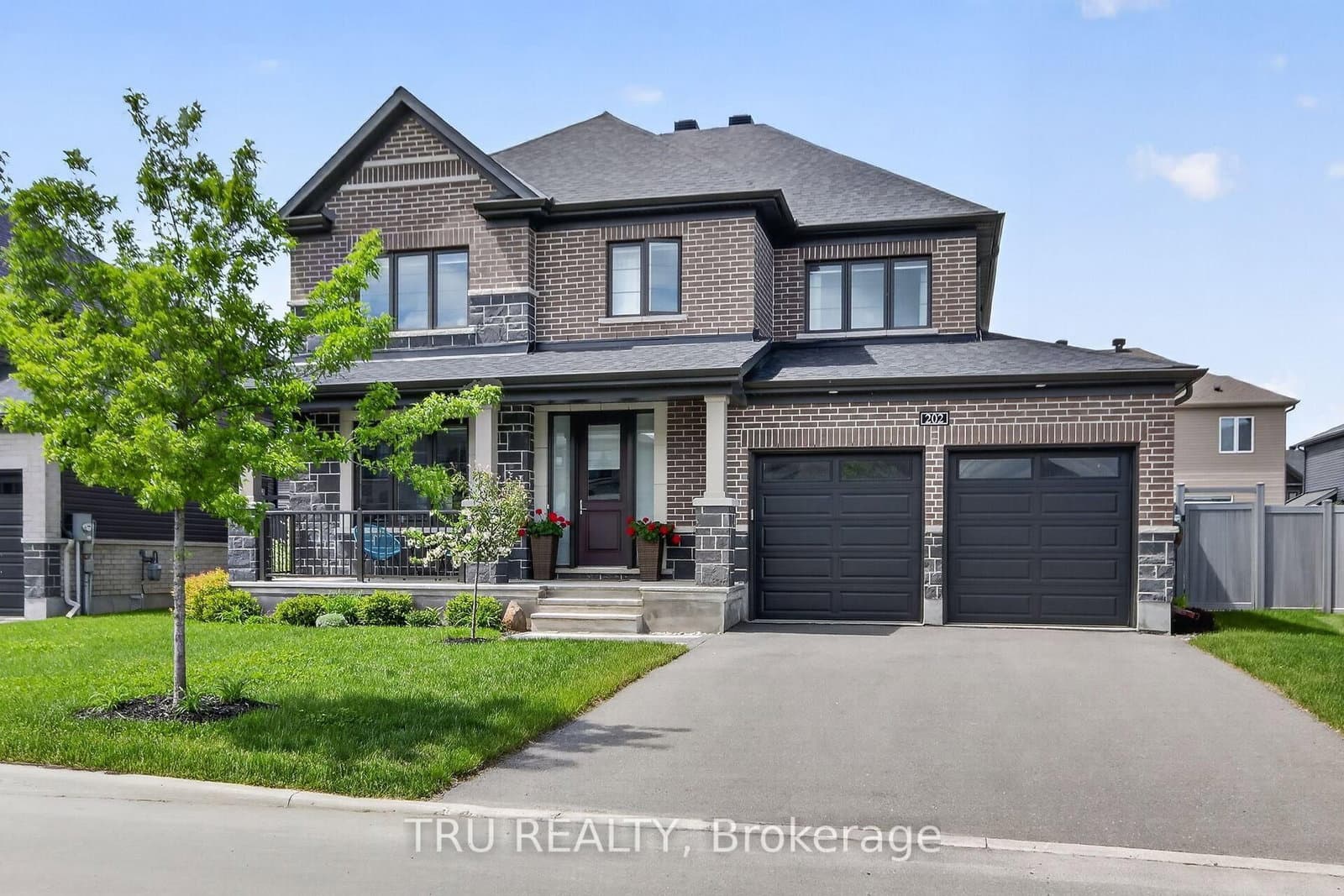 202 Skipper Drive, Manotick, ON