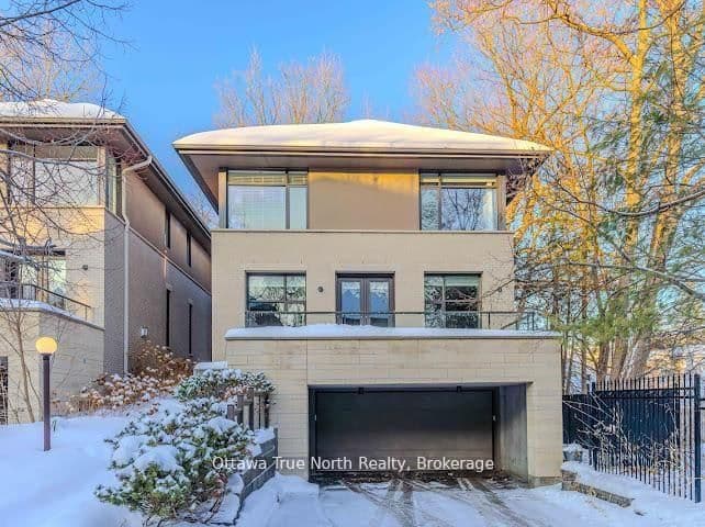 105 Black Maple Private, Ottawa, ON