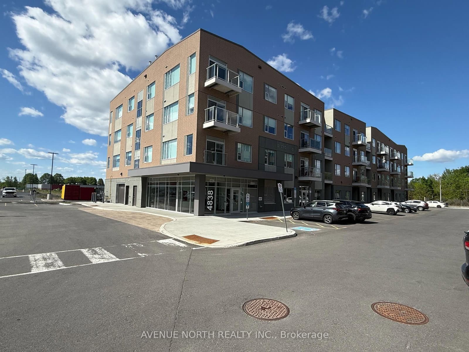 A211 - 4838 Bank Street, Ottawa, ON