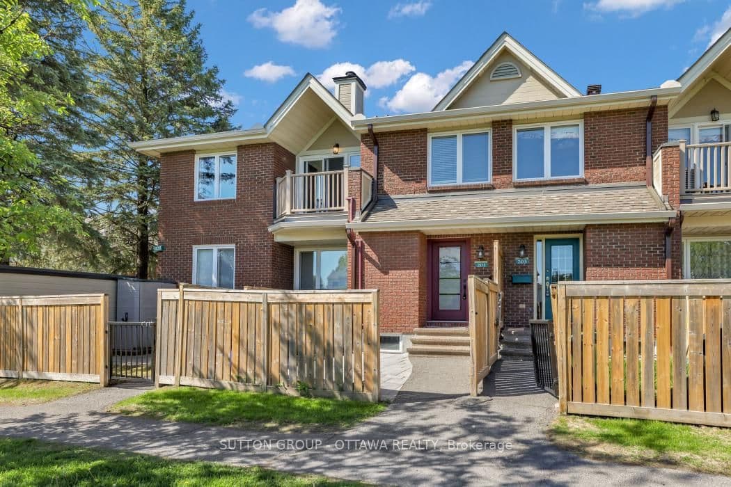 201 - 1835 Marsala Crescent, Orleans, ON