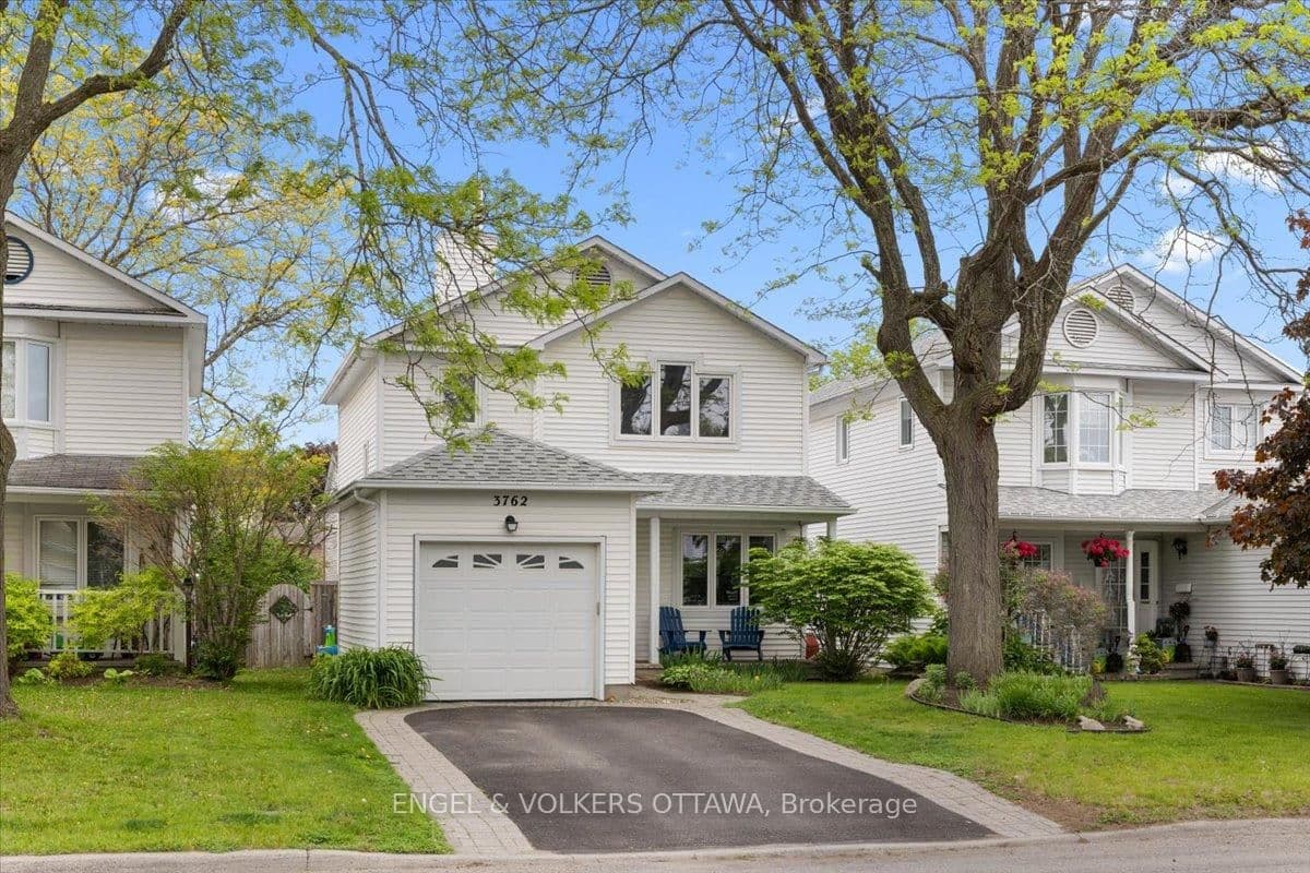 3762 Autumnwood Street, Ottawa, ON — photo 2