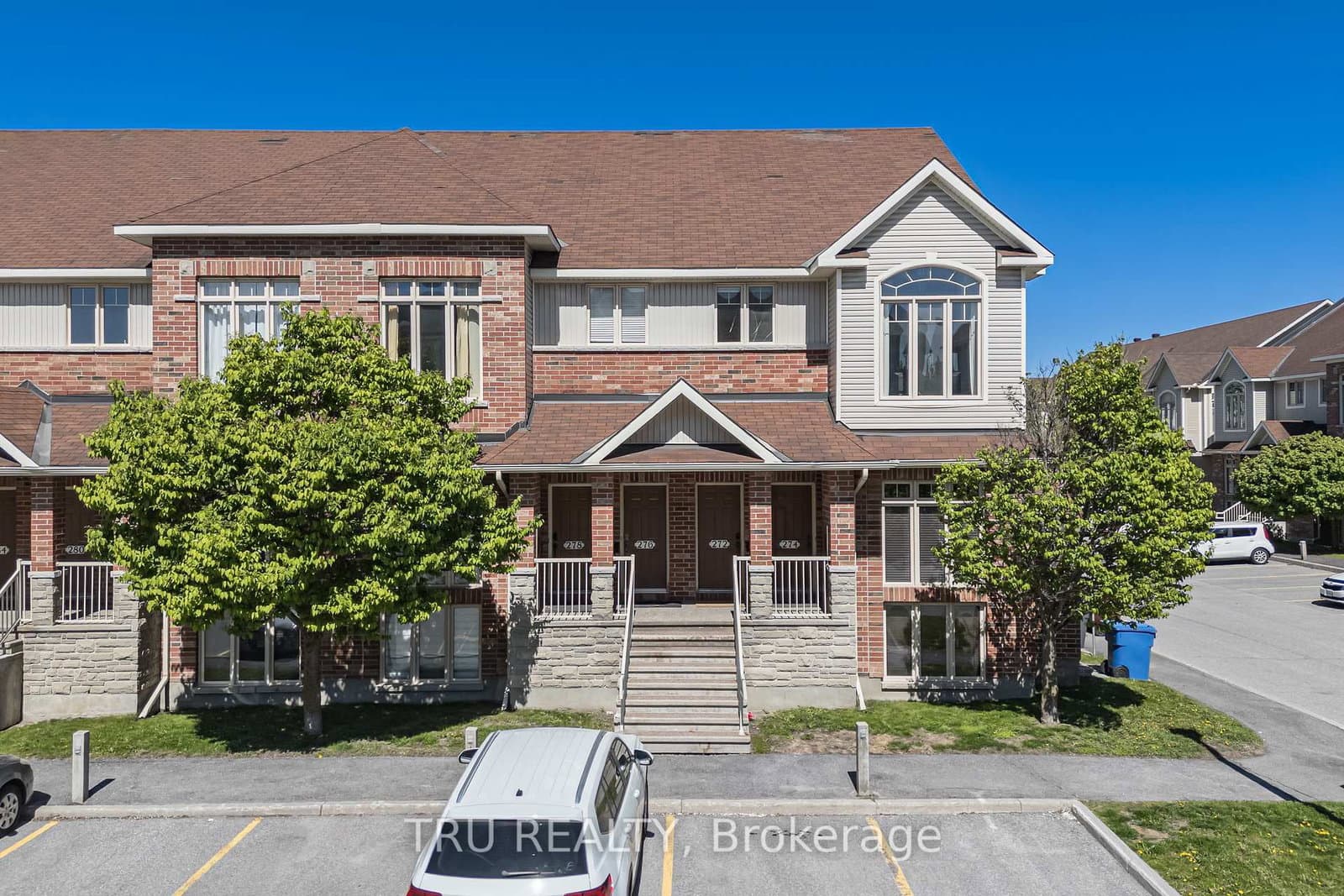 10 - 272 Keltie Private, Ottawa, ON