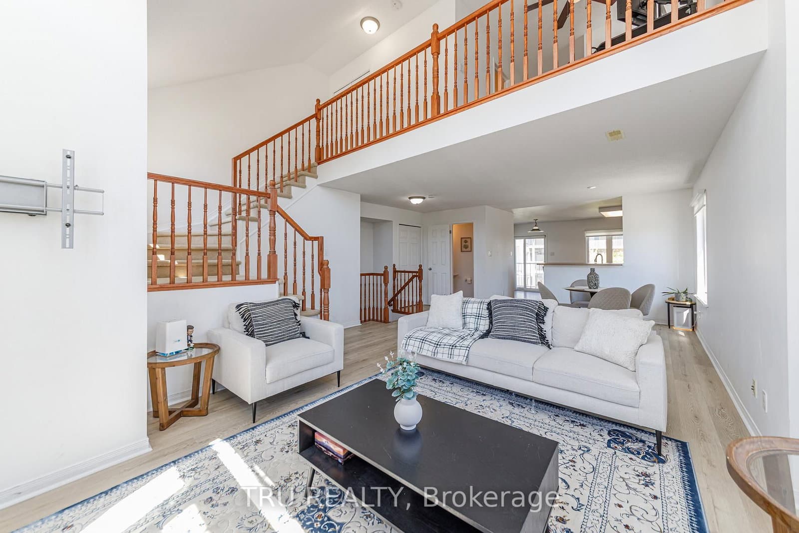 10 - 272 Keltie Private, Ottawa, ON — photo 3