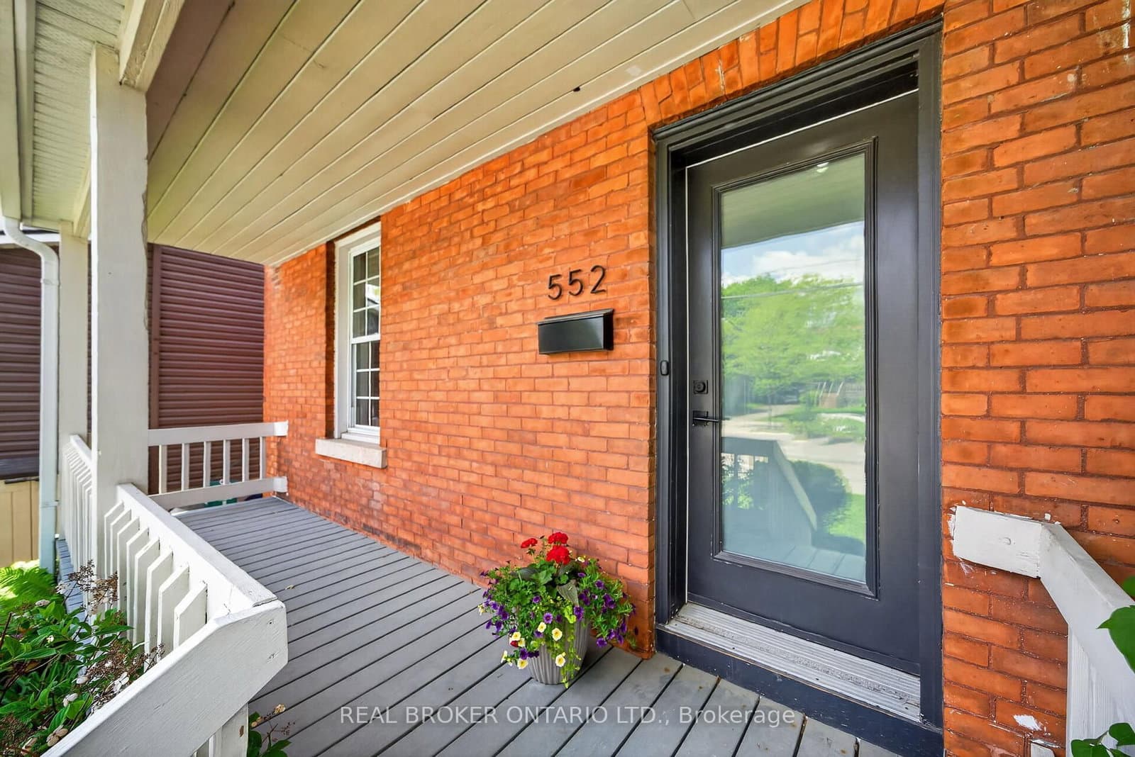 552 Churchill Avenue, Ottawa, ON — photo 2