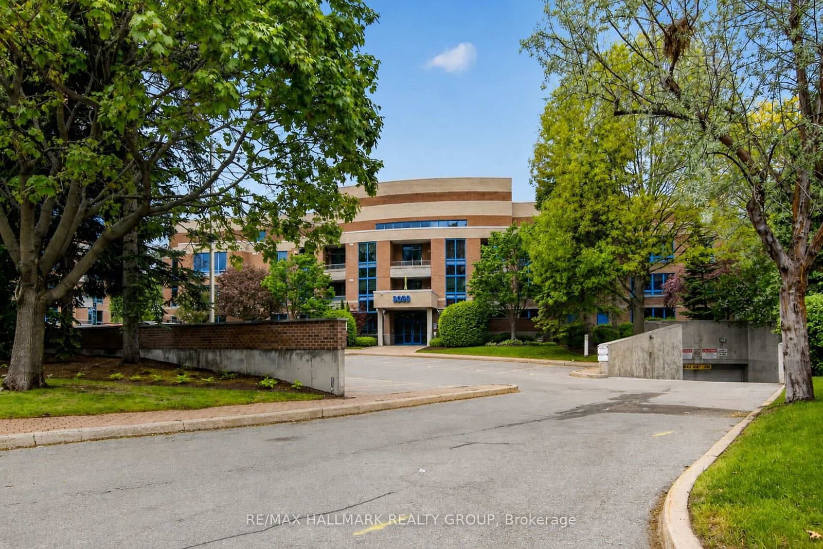 205 - 3099 Carling Avenue, Ottawa, ON — photo 3