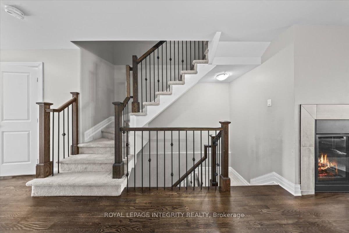 154 Woodhurst Crescent, Stittsville, ON — photo 3