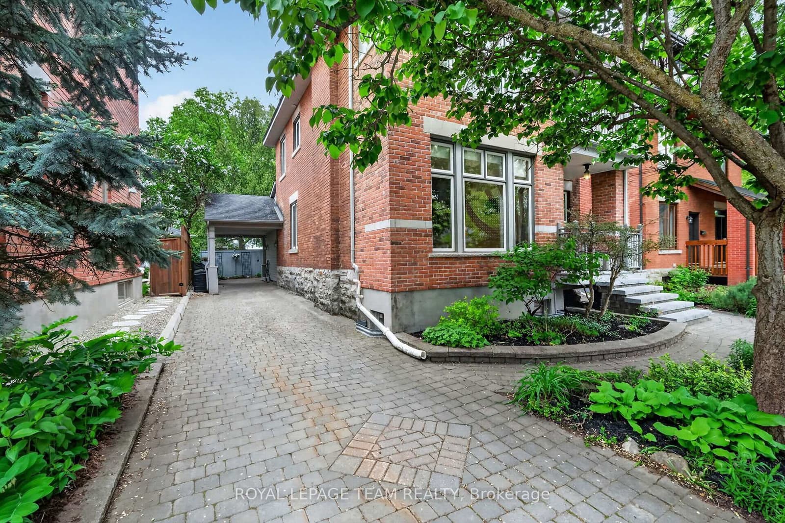 31 Wendover Avenue, Ottawa, ON — photo 2