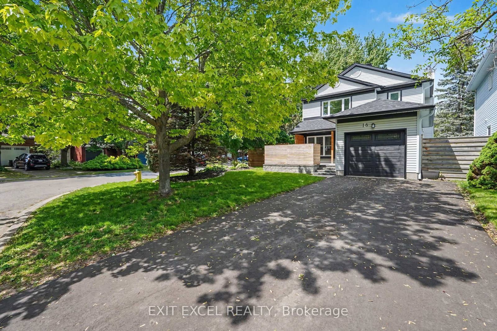 16 Lima Way, Ottawa, ON — photo 2