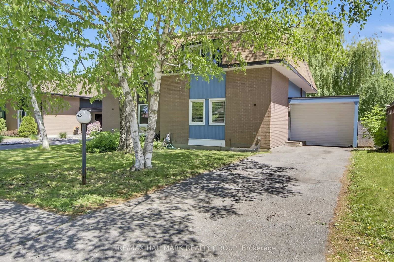 145 Penfield Drive, Kanata, ON