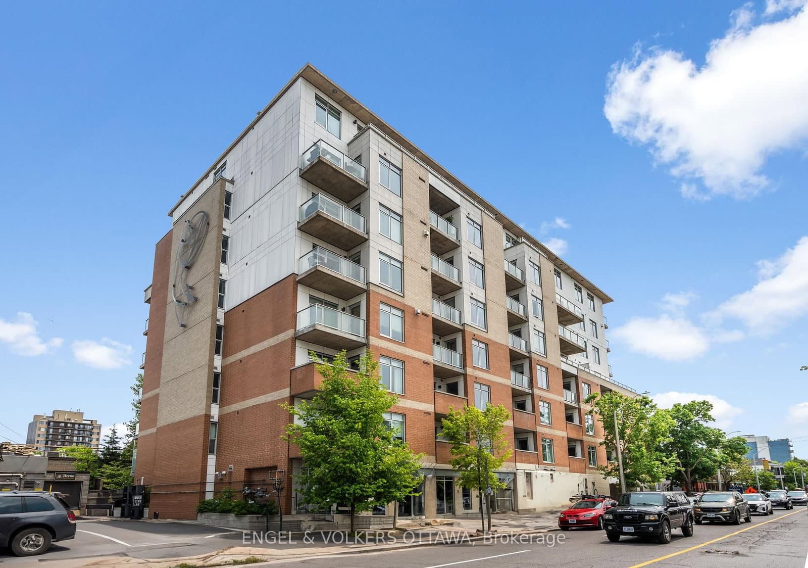 602 - 131 Holland Avenue, Ottawa, ON