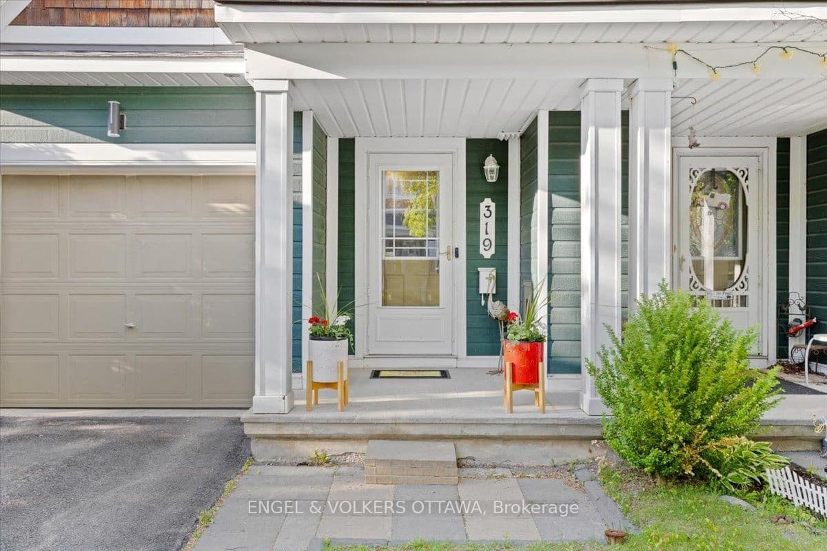 319 Hillsboro Private, Kanata, ON — photo 2