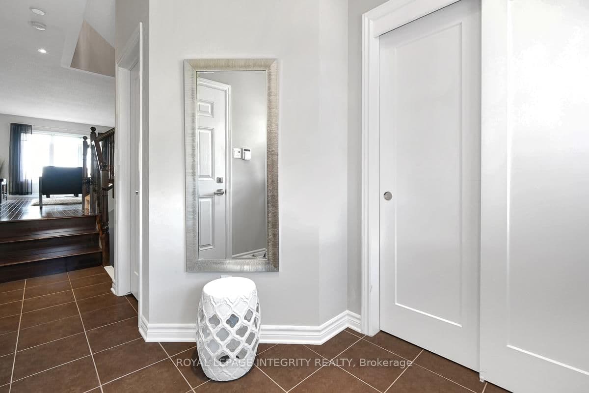 352 Axis Way, Ottawa, ON — photo 3