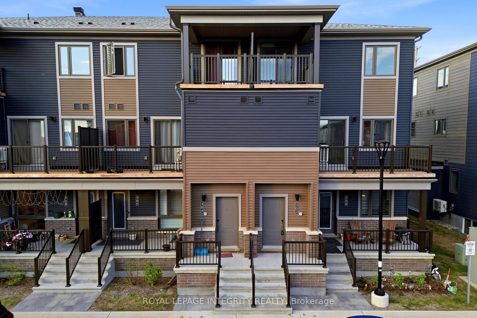302 Parnian Private, Barrhaven, ON