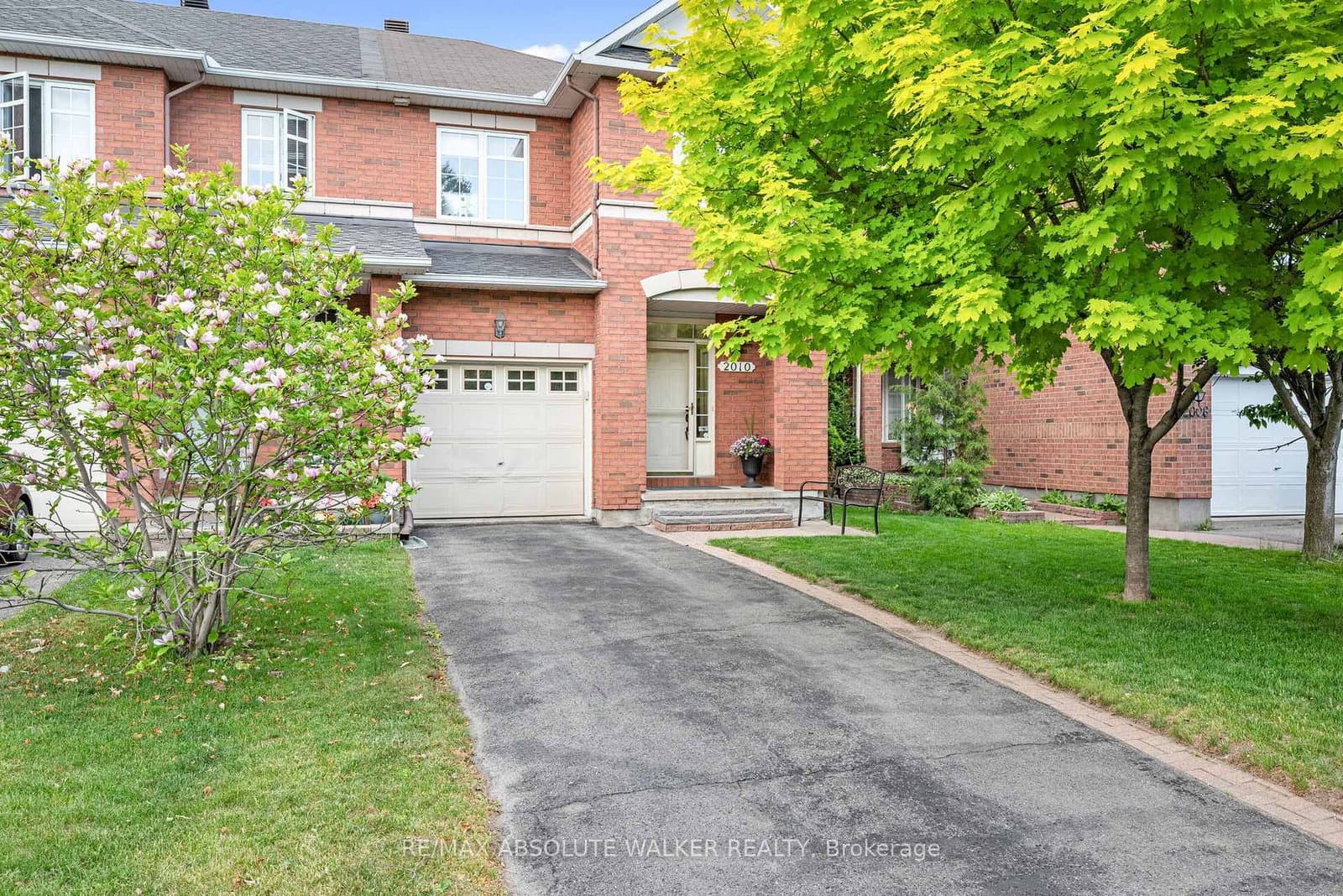 2010 Bergamot Circle, Ottawa, ON