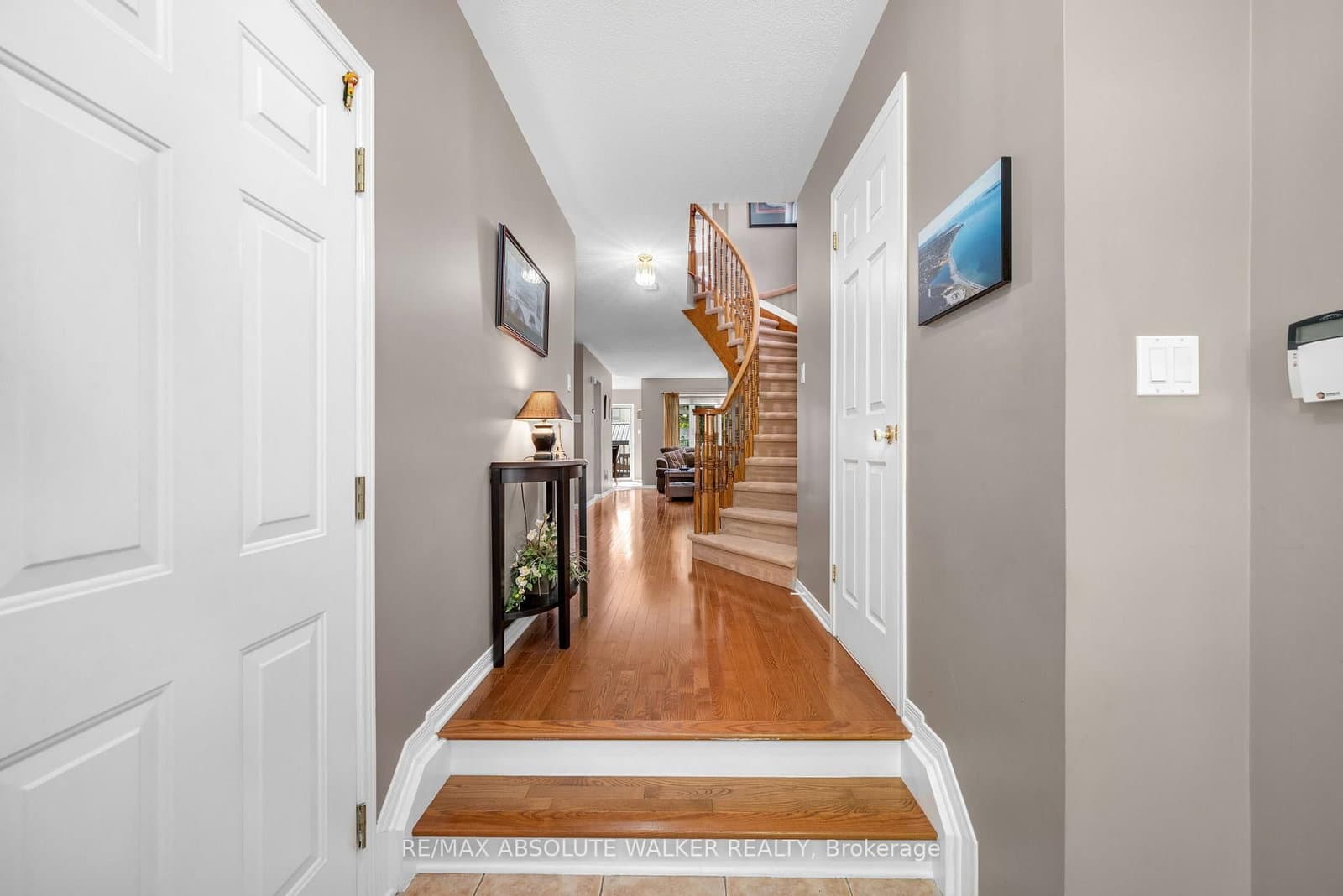 2010 Bergamot Circle, Ottawa, ON — photo 3