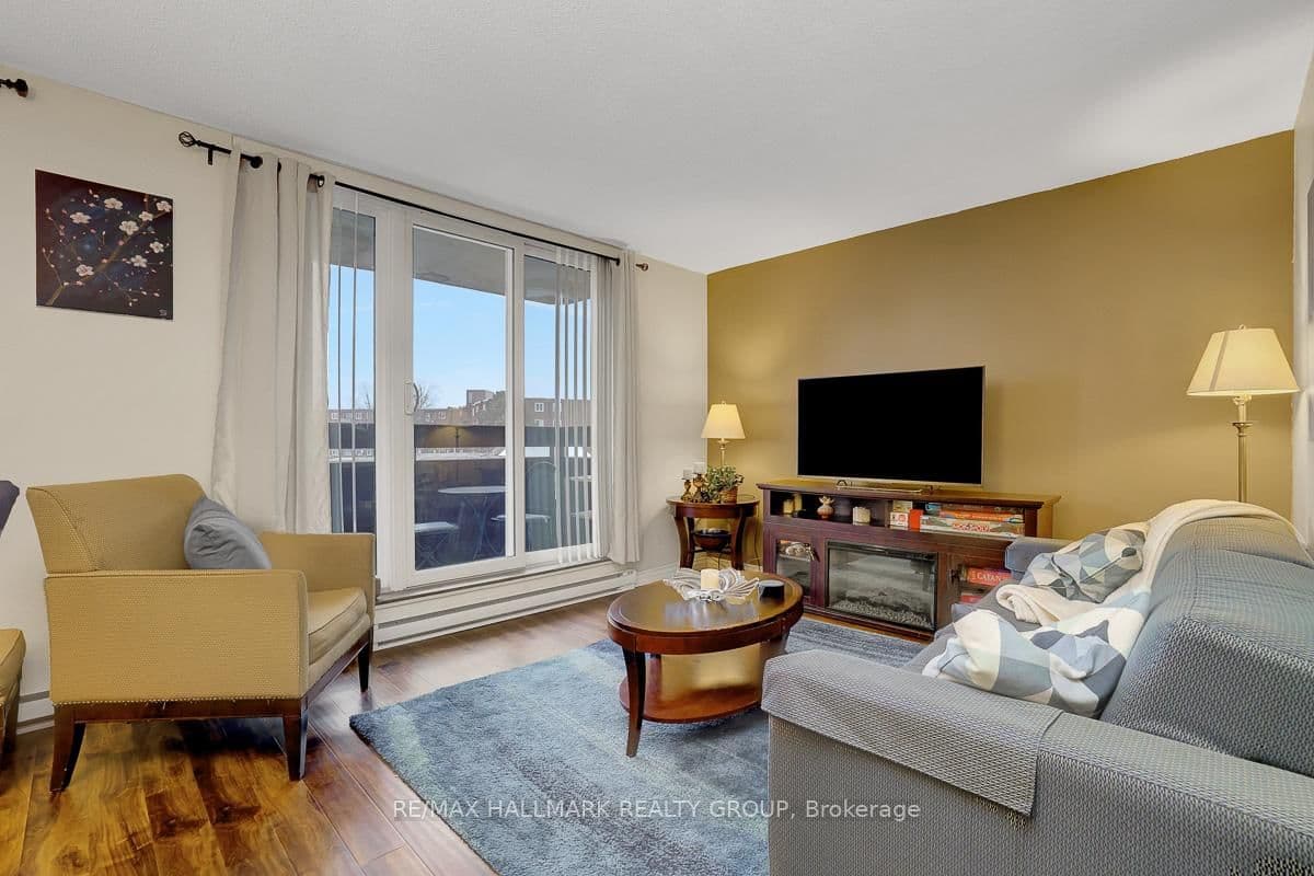 210 - 2000 Jasmine Crescent, Ottawa, ON — photo 2