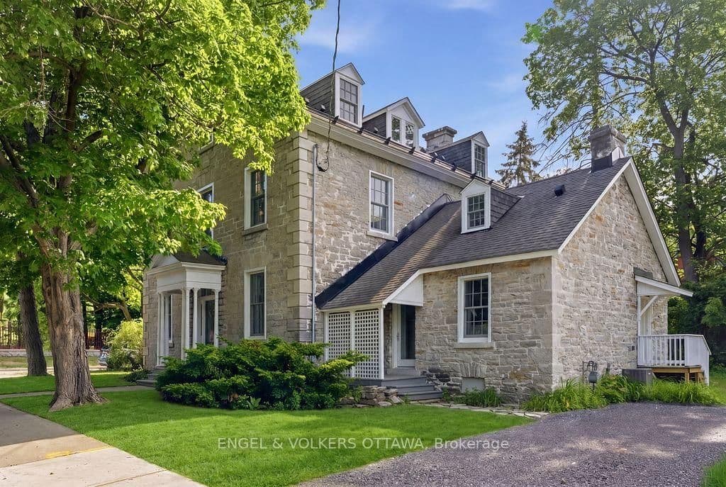 71 Thomas Street, Ottawa, ON — photo 2