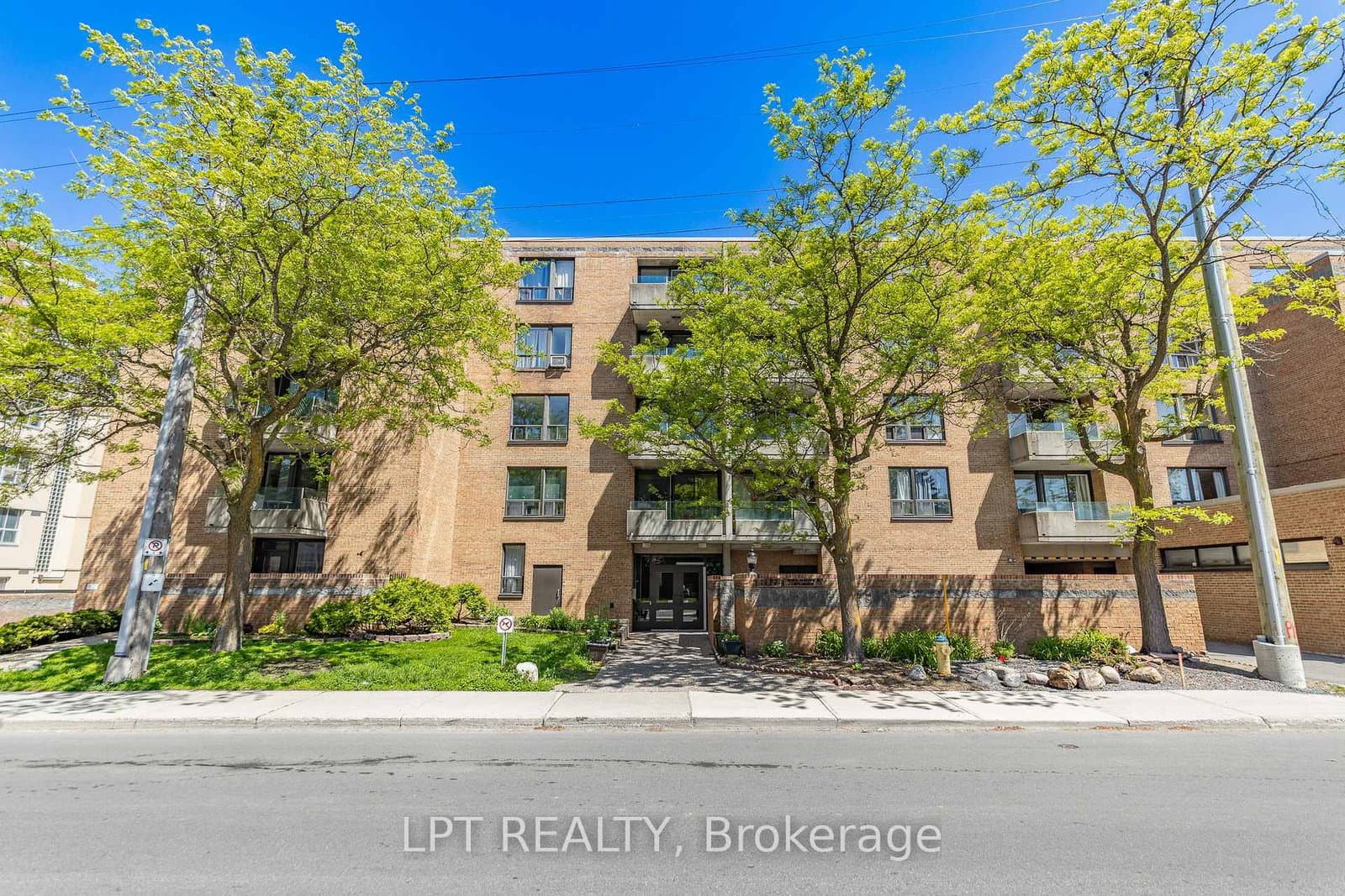 206 - 1177 Belanger Avenue, Ottawa, ON