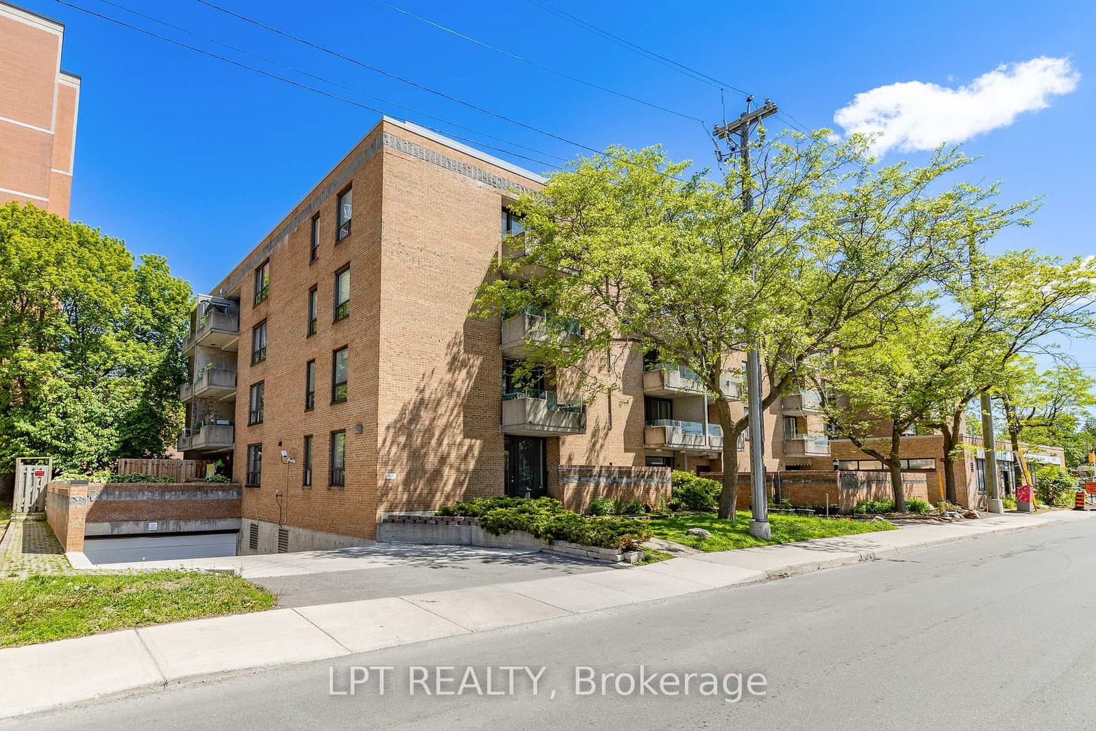 206 - 1177 Belanger Avenue, Ottawa, ON — photo 2