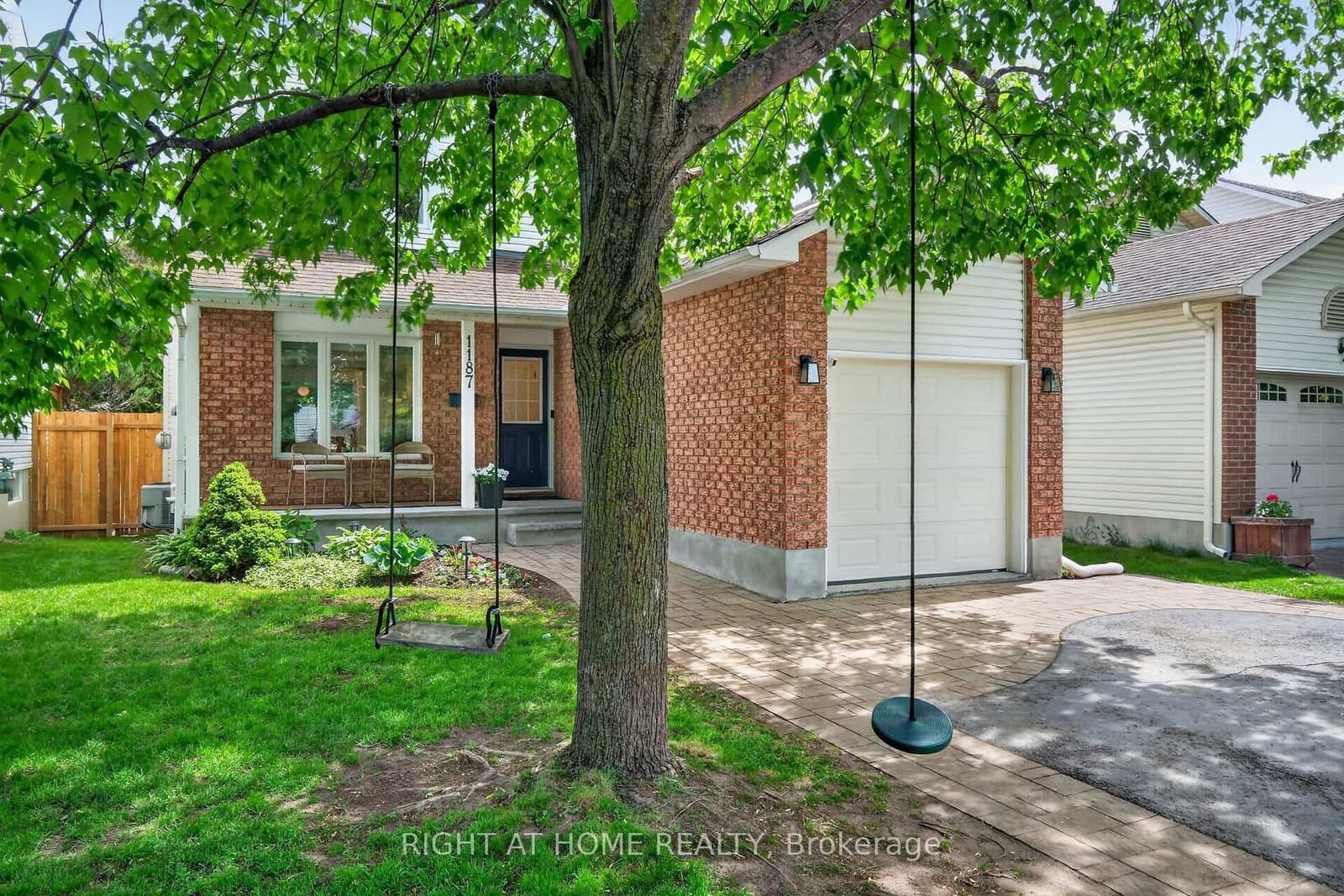 1187 Whiterock Street, Ottawa, ON — photo 2