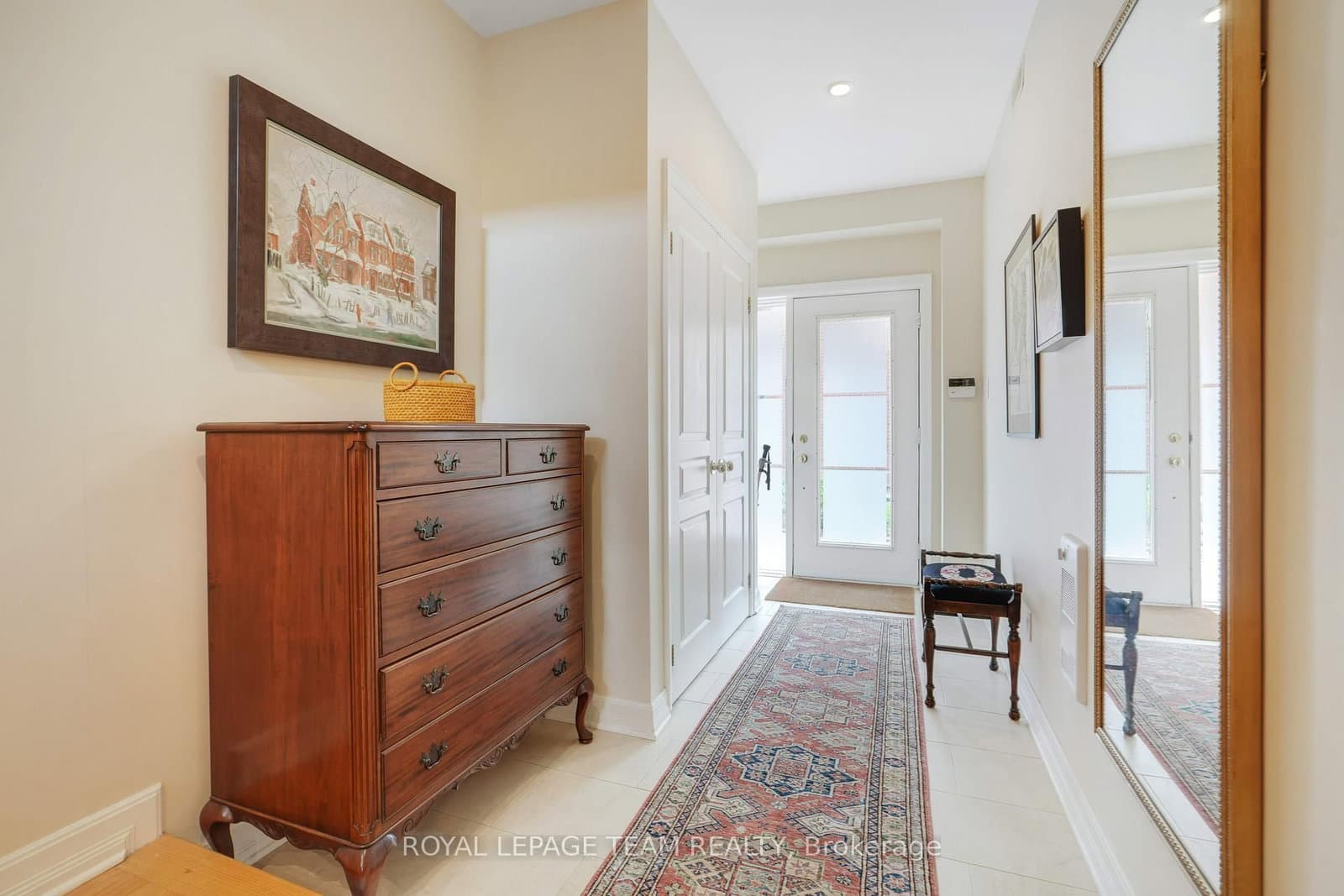 13 Oak Park Private, Ottawa, ON — photo 3