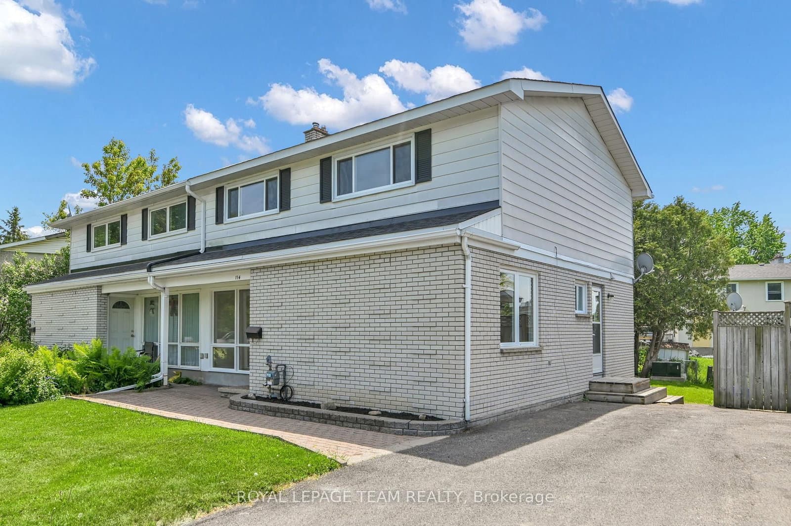 114 Chesterton Drive, Ottawa, ON — photo 2