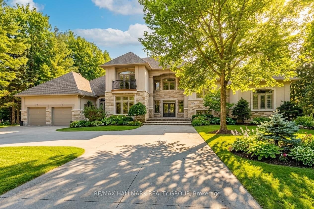 5800 Queenscourt Crescent, Ottawa, ON — photo 2