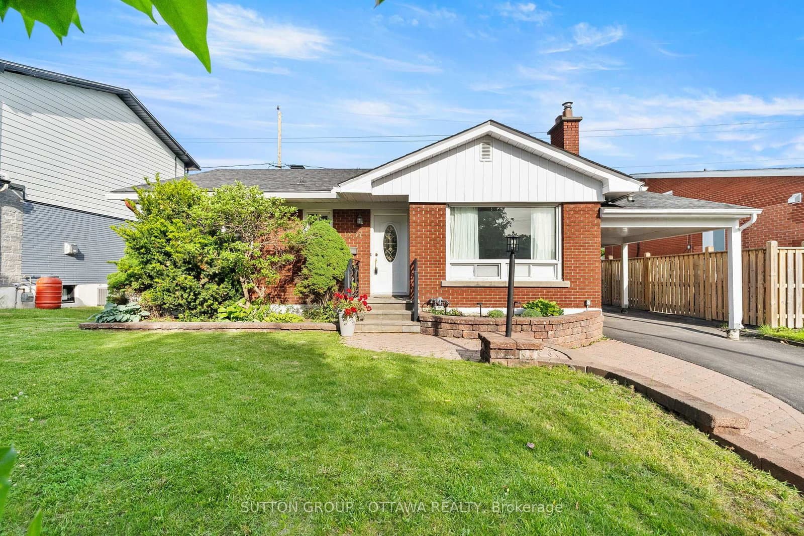 1237 Whitmore Avenue, Ottawa, ON