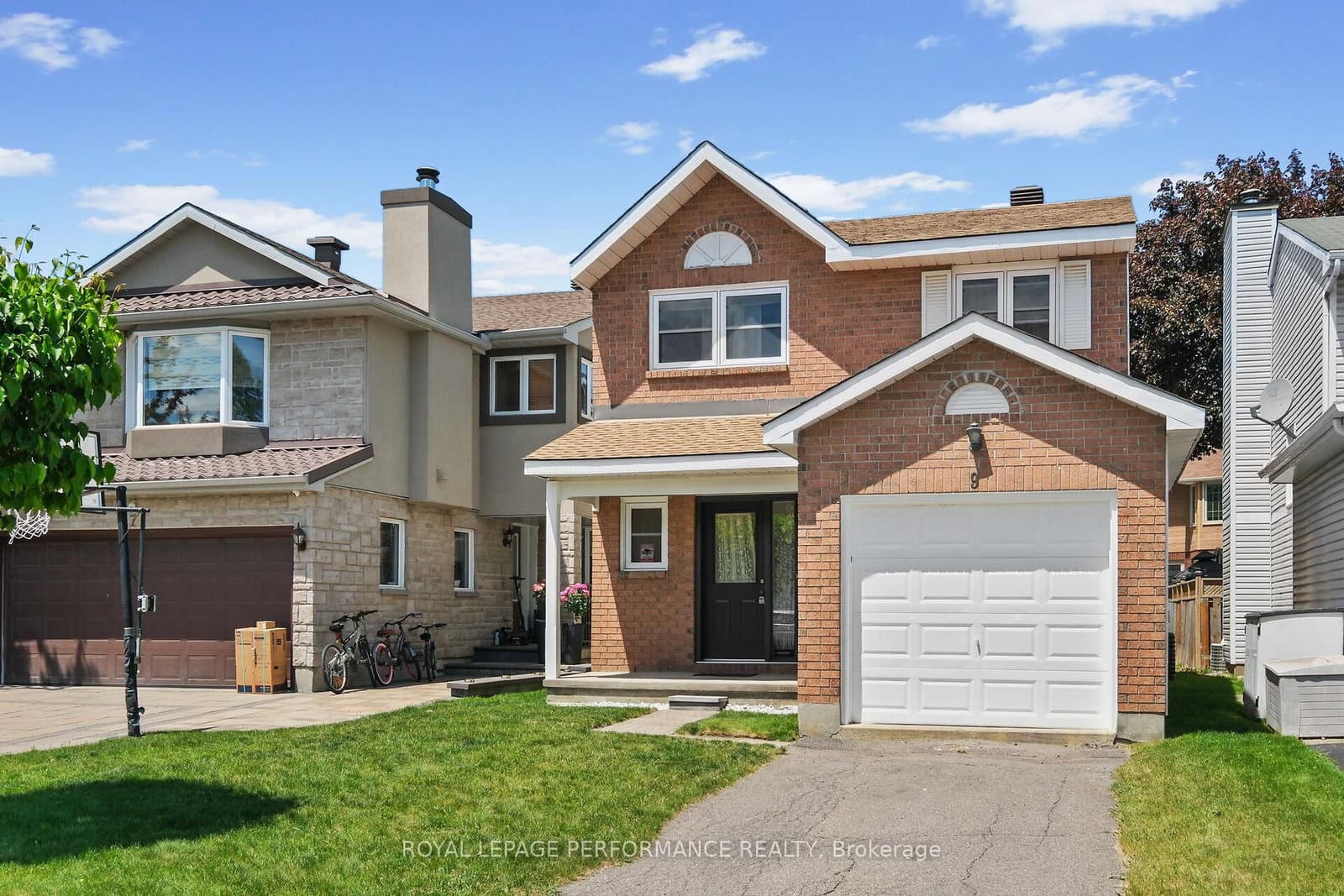 9 Saddle Crescent, Ottawa, ON
