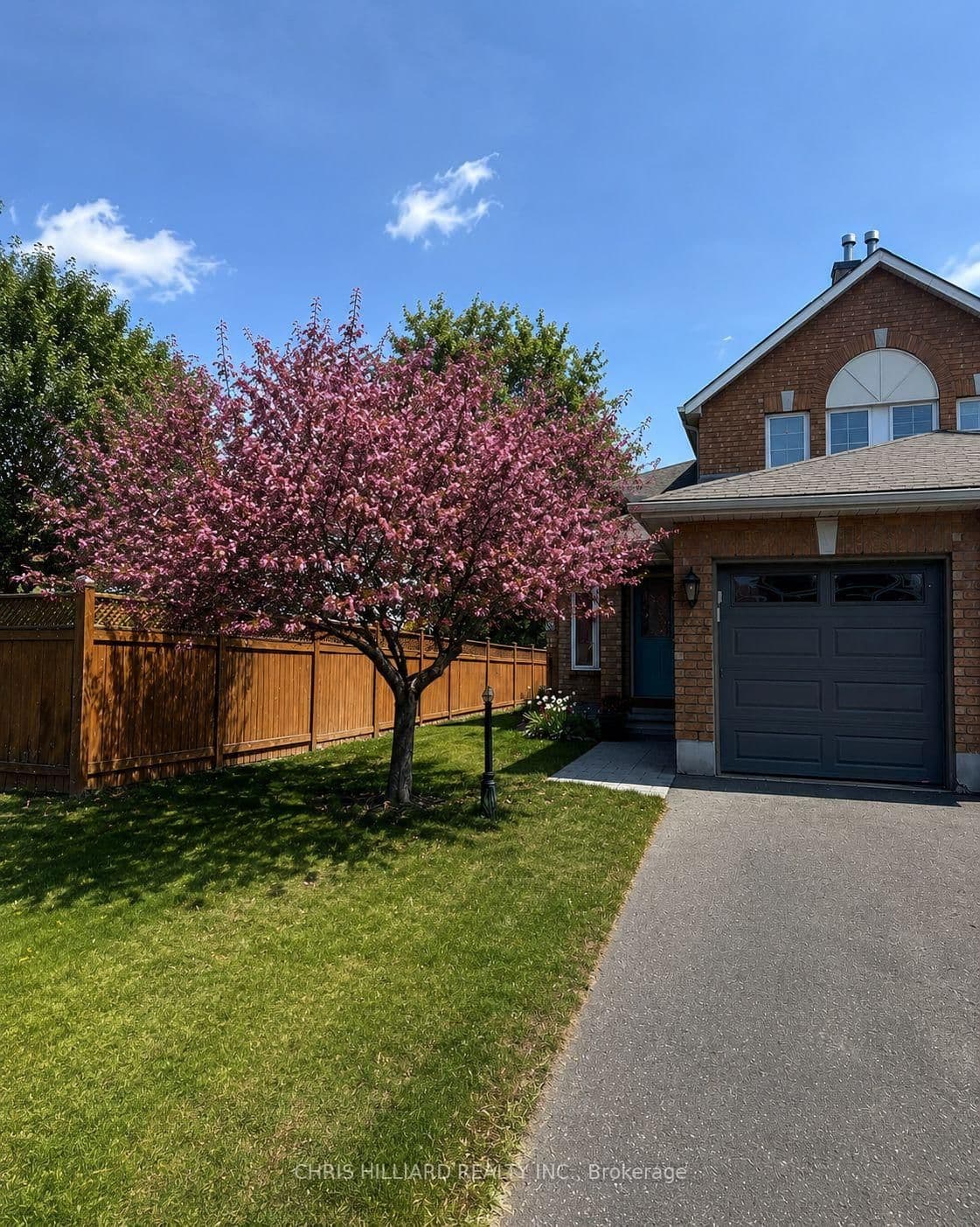30A Woodford Way, Ottawa, ON