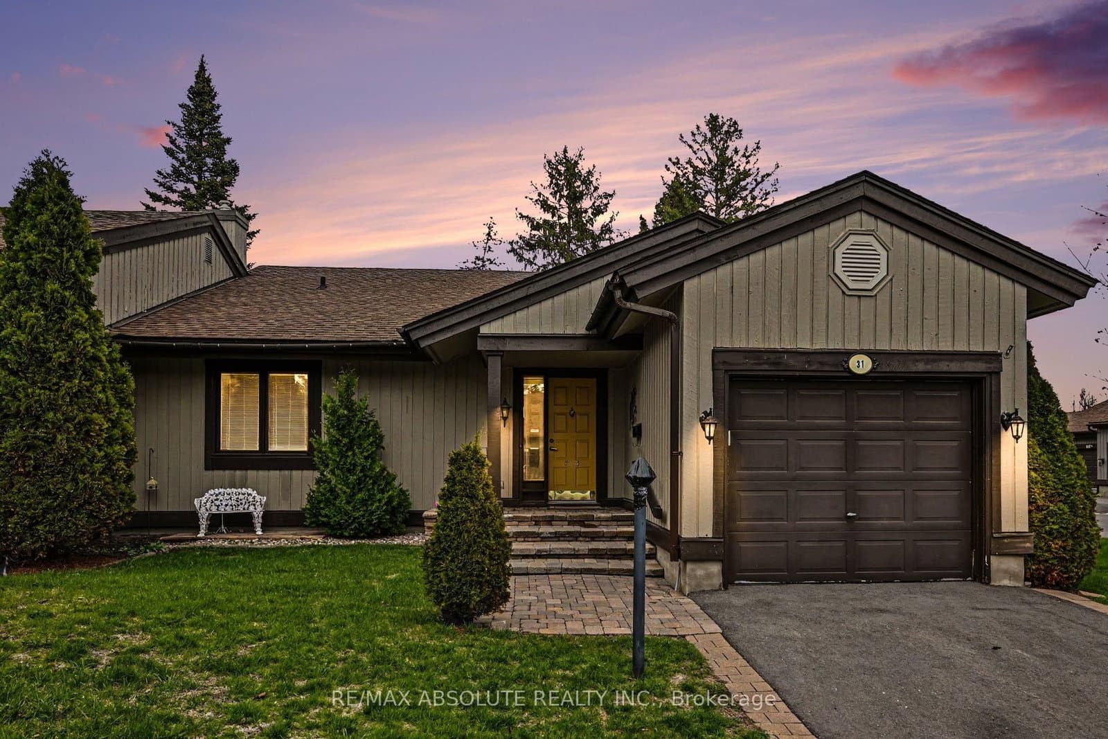 31 Spyglass Ridge, Ottawa, ON