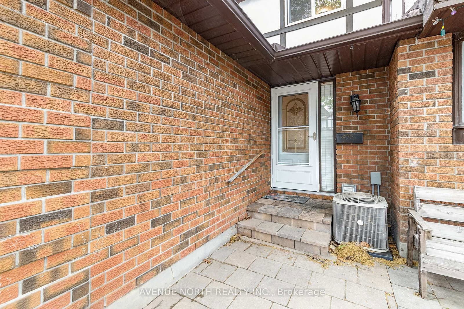 1103 Millwood Court, Orleans, ON — photo 3