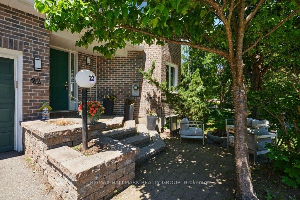 22 Terrace Drive, Ottawa, ON