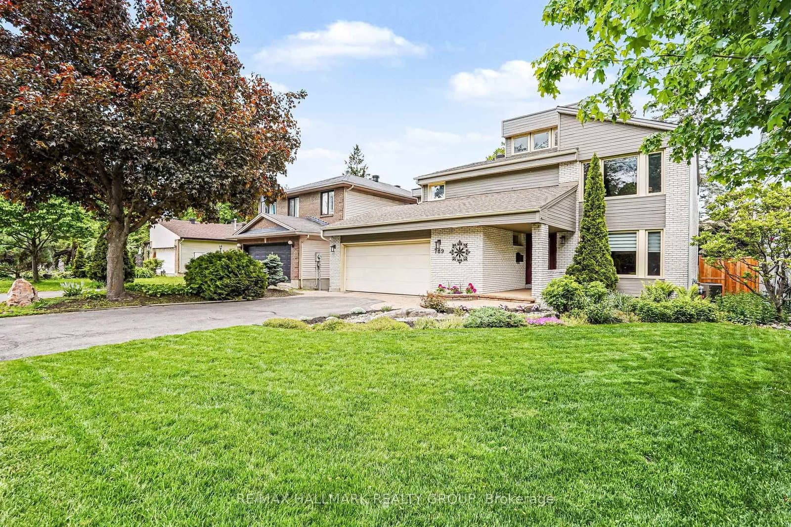 789 Mooneys Bay Place, Ottawa, ON — photo 2