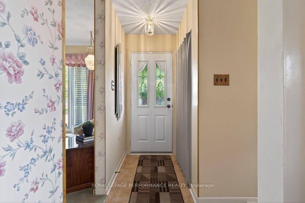 2184 Melfort Street, Ottawa, ON — photo 3