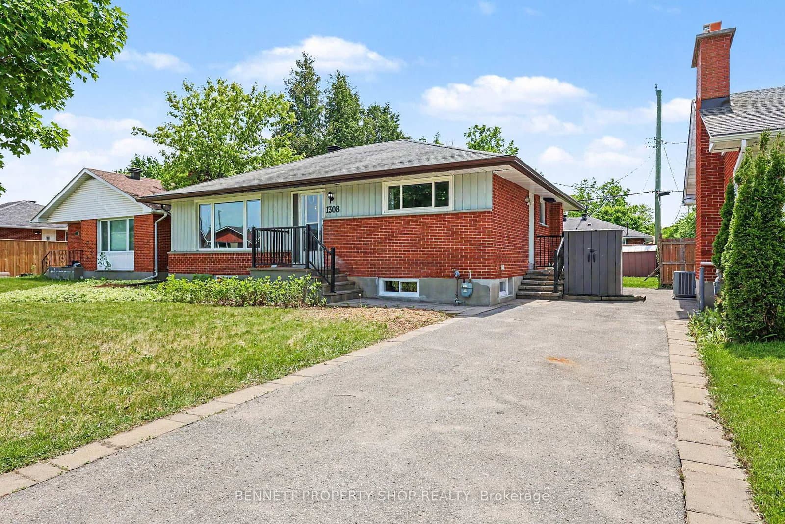 1308 Rustic Drive, Ottawa, ON — photo 2