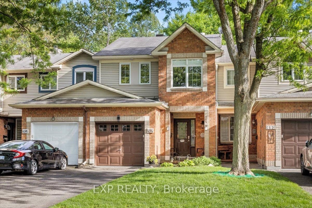 494 Lawler Crescent, Ottawa, ON