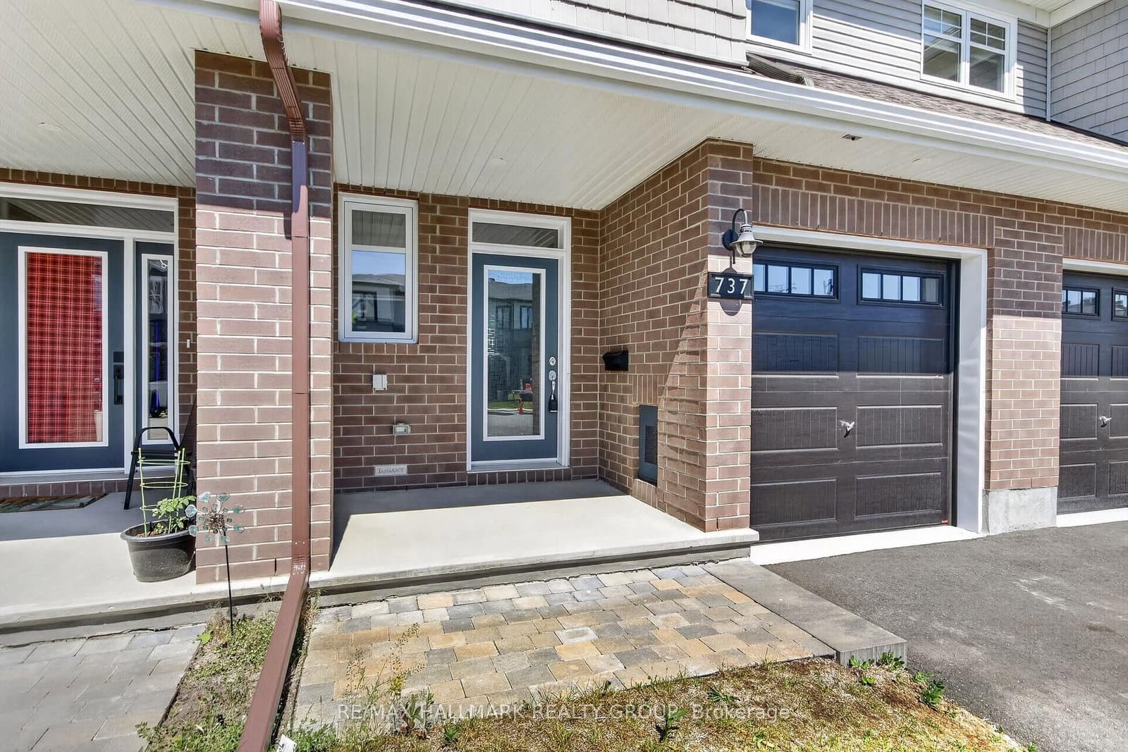 737 Maverick Crescent, Ottawa, ON — photo 2